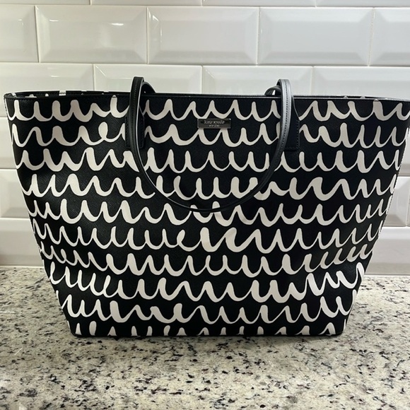 kate spade Handbags - Kate Spade Shore Street Margareta Tote